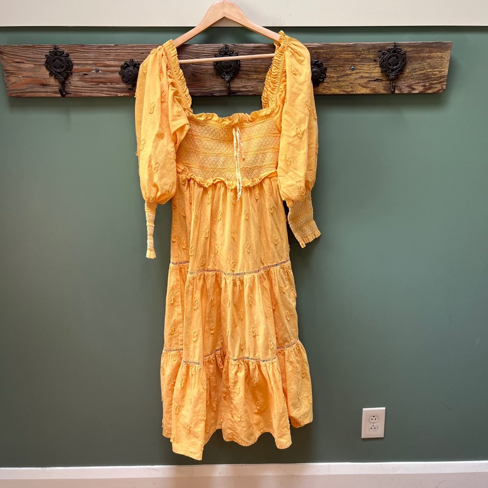 Farm Rio Yellow Pineapple Tufted Smocked Midi Dress Womens Medium Boho Tiered